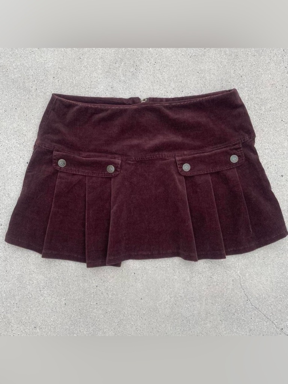 Dark red/brown corduroy pleated skirt.
